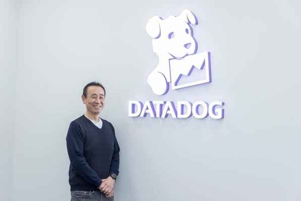 Datadog Japan合同会社のマーケティング担当者へのインタビュー風景