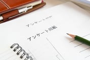 【アンケート調査まとめ】導入事例を64％の企業が参考にしている！訴求力の高いコンテンツをつくろう